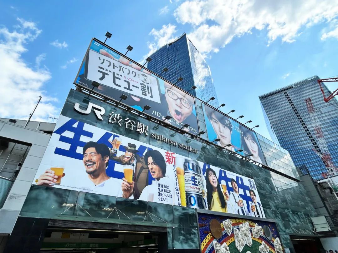 三得利&ldquo;催生&rdquo;海报翻车！有种眼睛被强暴的感觉...