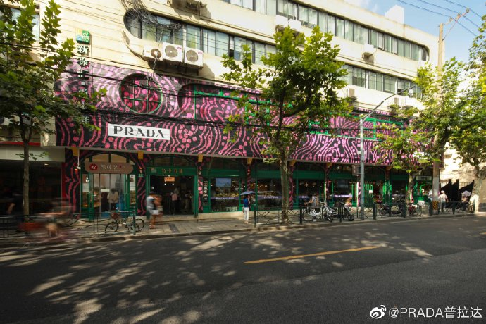 580拿下LV,上海人疯抢,全网吵翻了