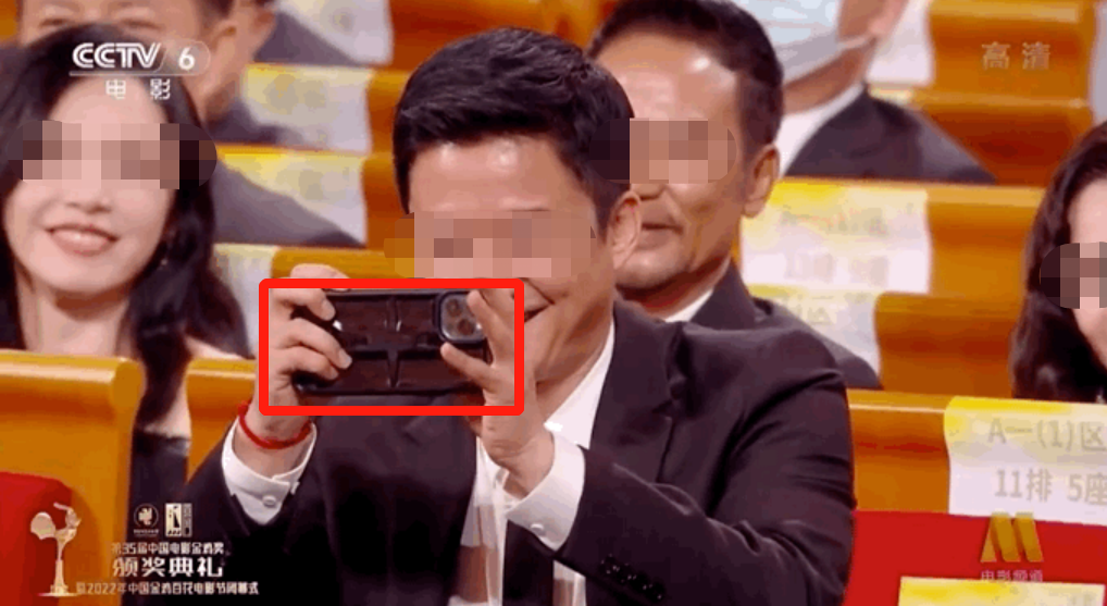 吴京&ldquo;300亿代言&rdquo;翻车！都是我们惯的？