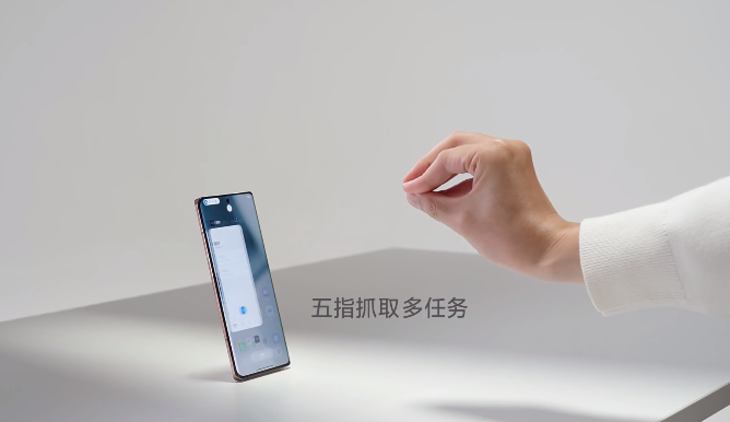 非线性成长的科技潮品,Realme“大黑马”之路如何延续?