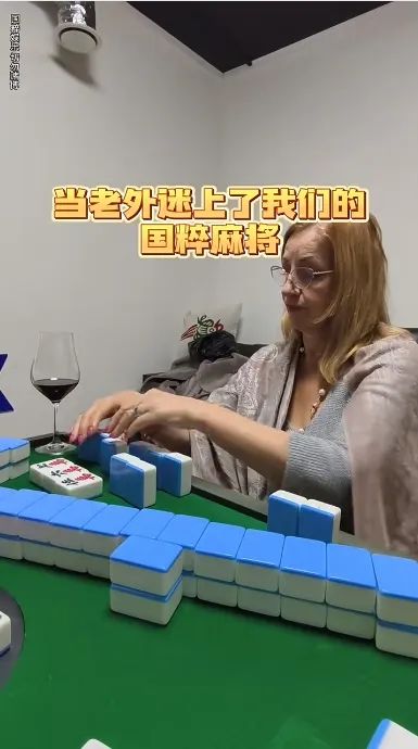 当冬季遇上passion,看天猫运动户外如何整活营销?