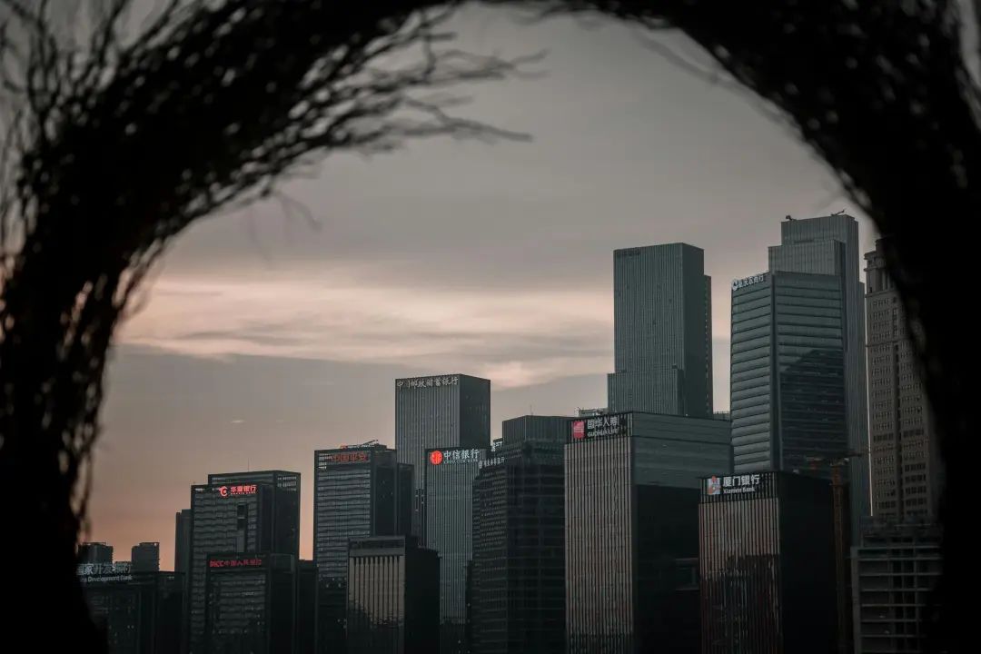 承压的投资端:逃离地产股后,险资从股东变成房东