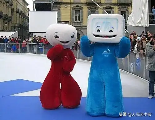 2024年巴黎奥运会和残奥会吉祥物的创意，竟然和&ldquo;蓝精灵&rdquo;的帽子同款?
