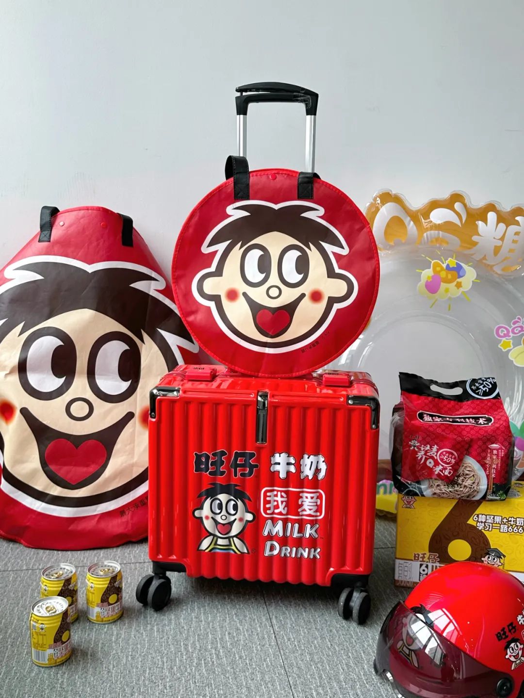 在传统和当下之间,老品牌们的另一种年轻活法