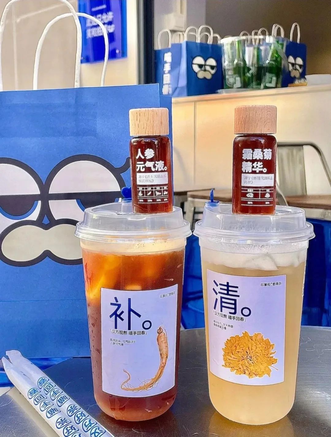 518一杯的“虫草奶茶”,圈住养生的年轻人