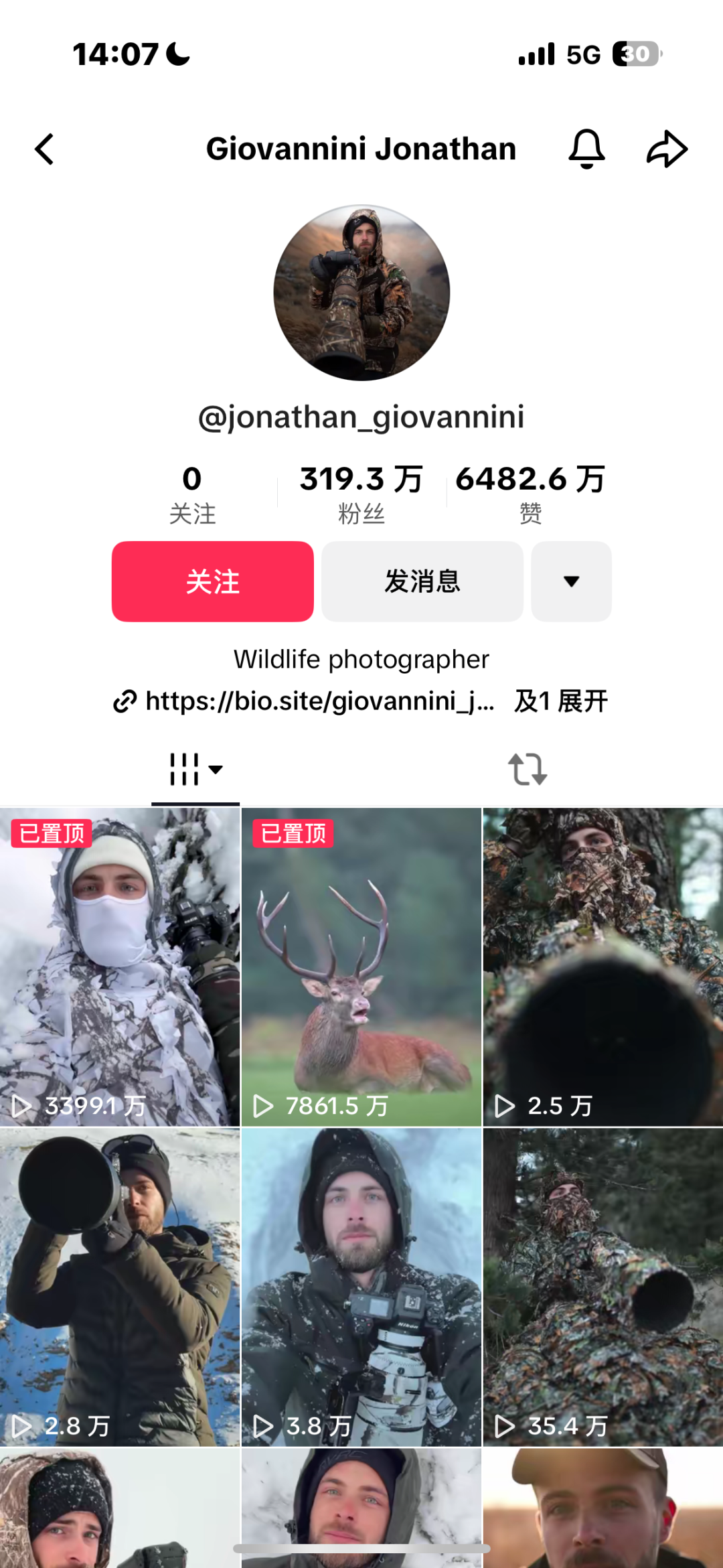 7天涨粉百万,听劝的野外摄影师“加州锤王”快把网友哄成“胚胎”了
