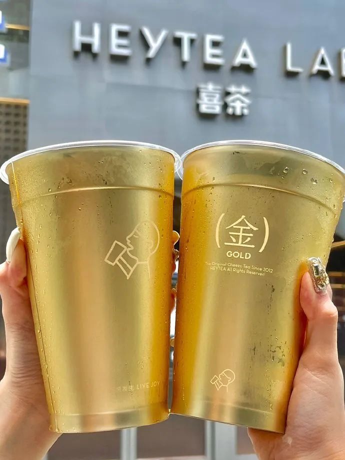 肯德基“史上最贵”联名出现了,爱马仕:哈哈哈神金啊!