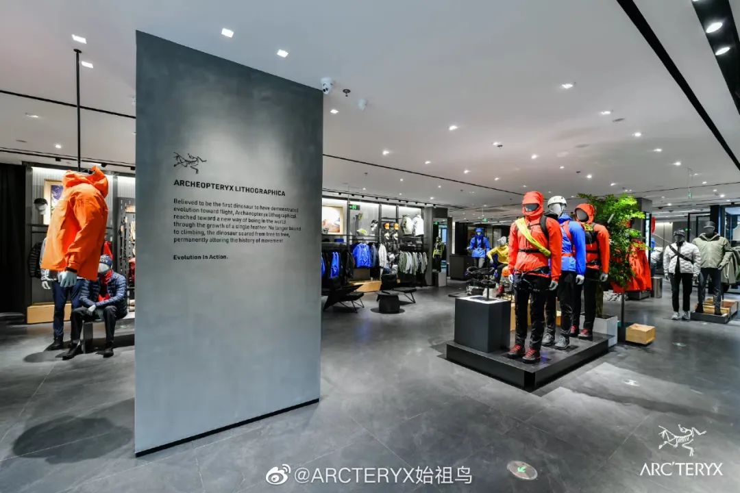 “爸爸”的潮牌,挤爆了年轻人