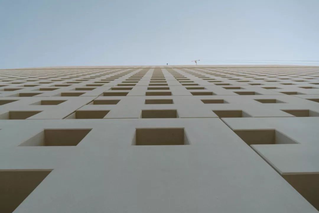 卡塔尔建筑杀出圈了!遍地“建筑界诺贝尔奖”得主设计作品!网友:土豪国的设计,竟然一点也不土!