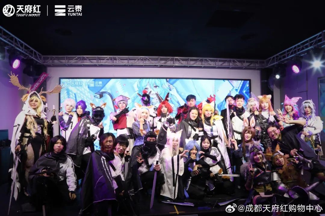 百联ZX一年销售额达3亿,二次元拯救商业体?|雷报