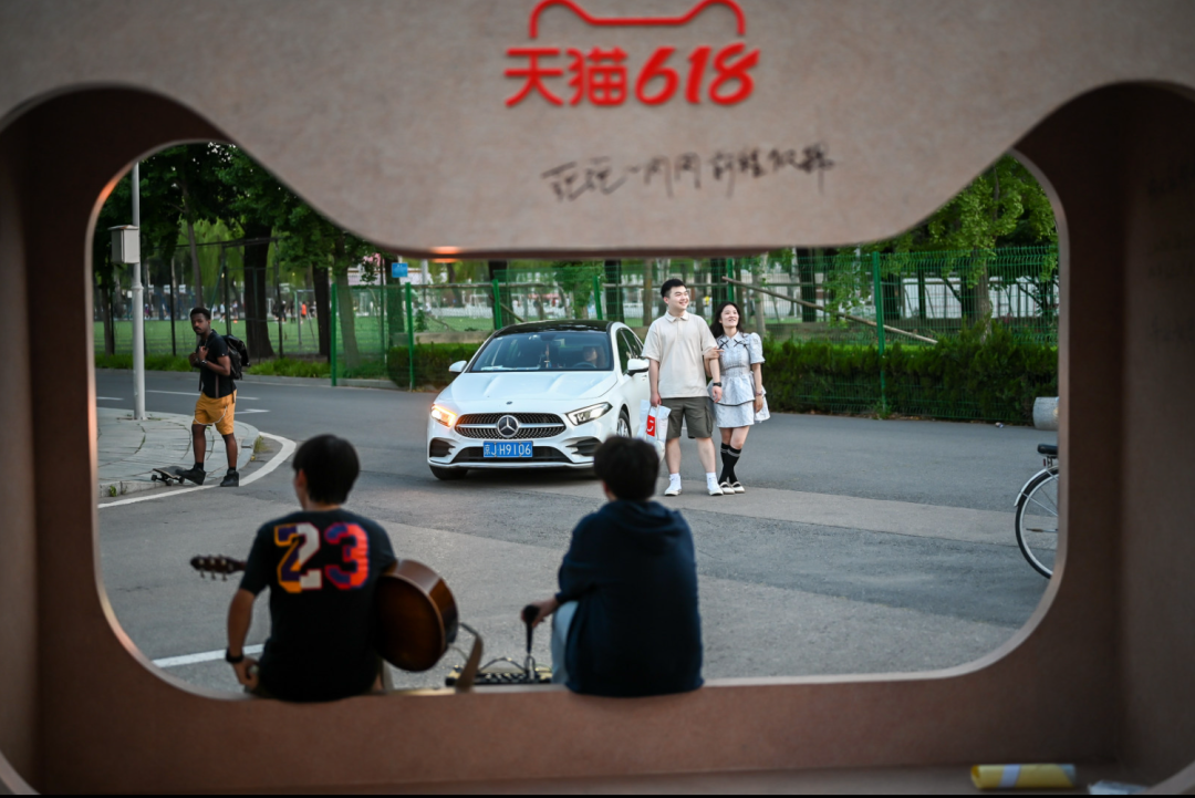 2023的毕业故事:天猫喊你查收青春最后一件快递