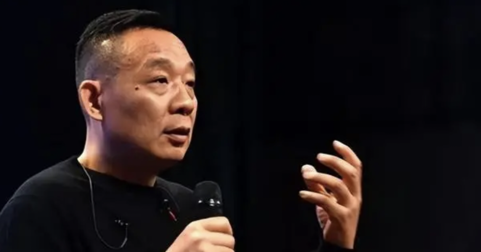 胖东来员工待遇“涨了又涨”,是他不明白会对行业造成伤害吗?