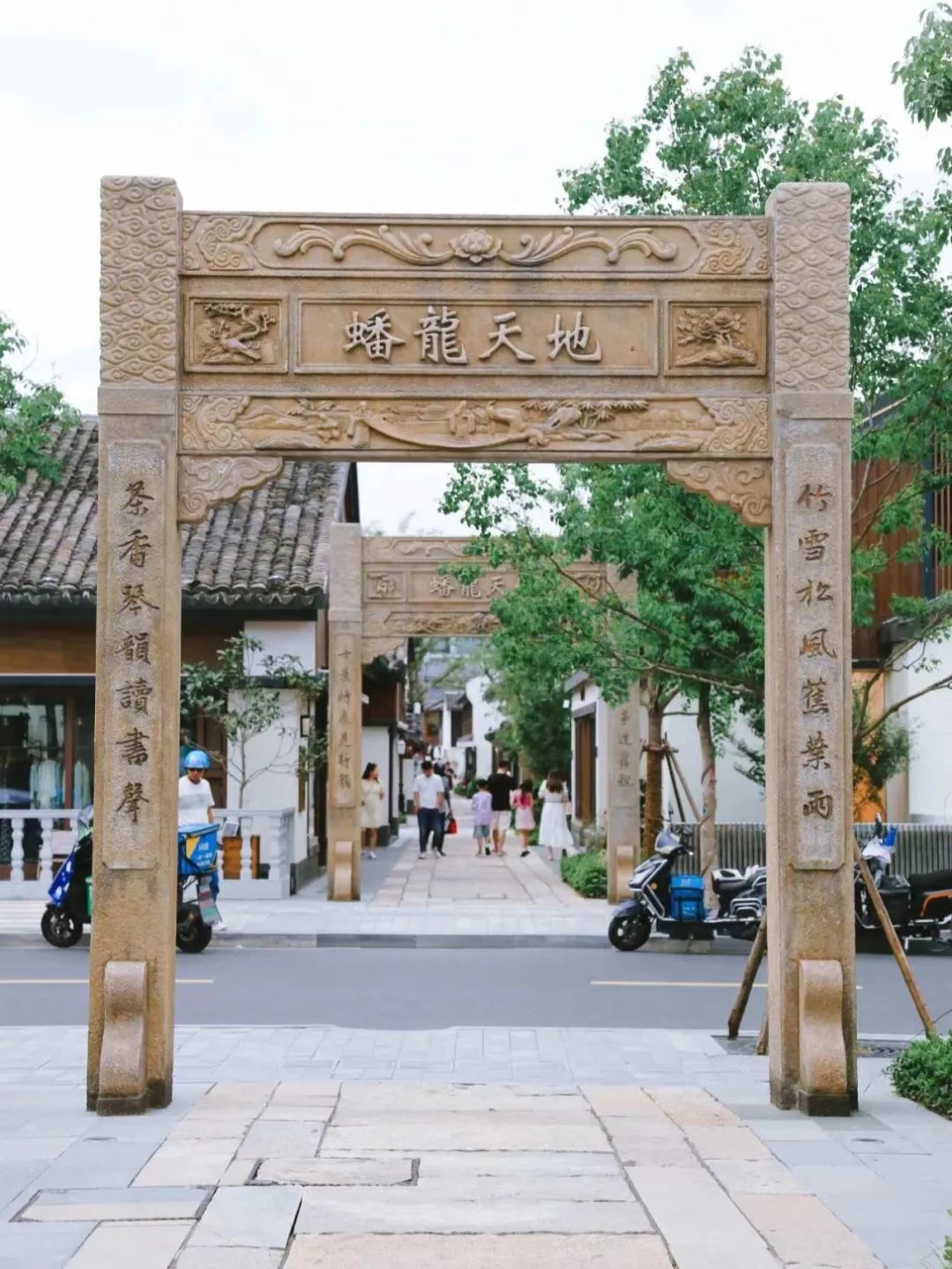 《繁花》里的黄河路,早已繁华落尽