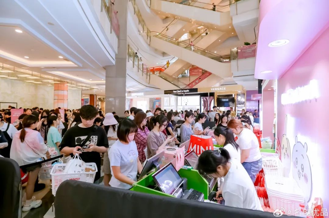 春节档联名启示:爆款难押,品牌玄学仍然待解