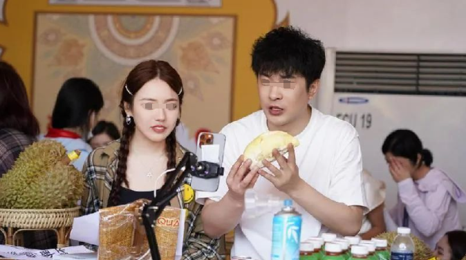 辛巴爆卖8亿,全靠泰国美女?