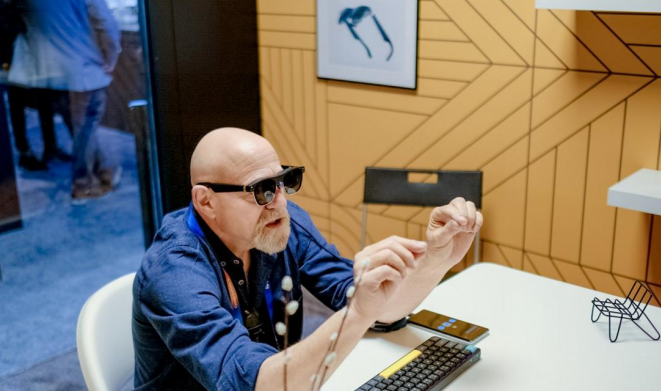 CES 2025 “视”界革命:亮相美国强档脱口秀的中国企业为何宣称将“以突破性创新引领未来”
