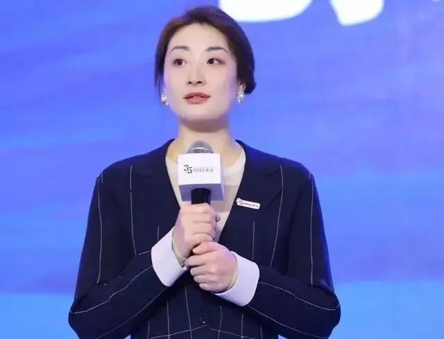 从张兰、董明珠到宗馥莉，创一代与二代不同的&ldquo;热辣滚烫&rdquo;