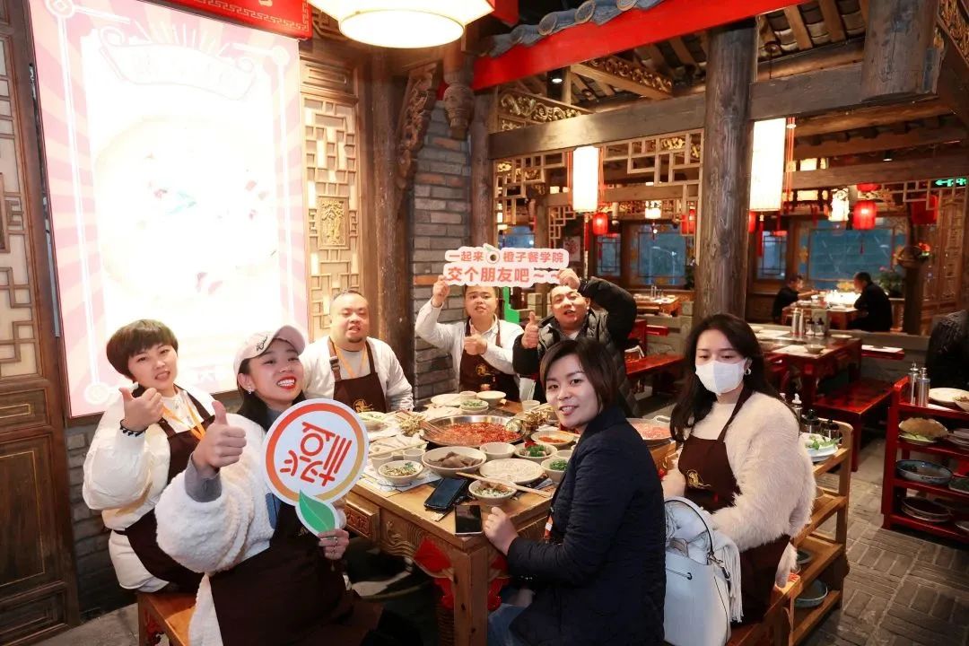 餐饮品牌案例 |小门店到“大”品牌,会赚钱的品牌,都有这些特征!