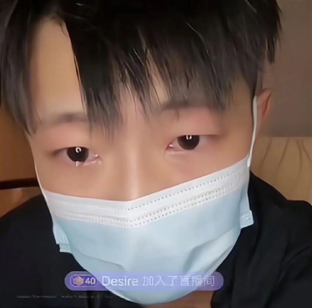 黄老师被嘲,鸭头小哥带不动货:被流量击中的普通人能走多远