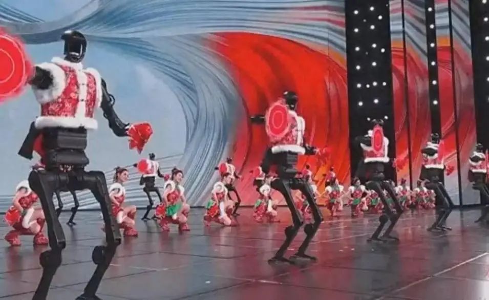 人形机器人的2025,站在量产与国产的时代路口
