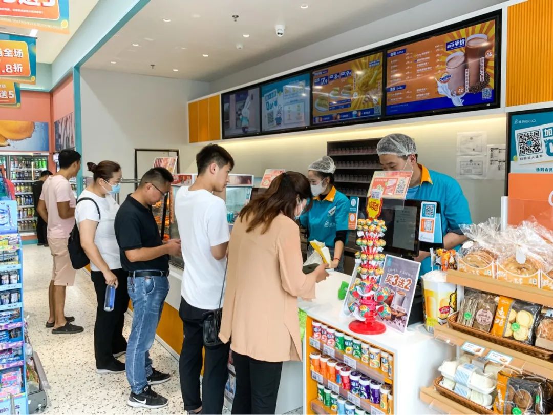 便利店“暖经济”升温,探索逸刻的经营之道