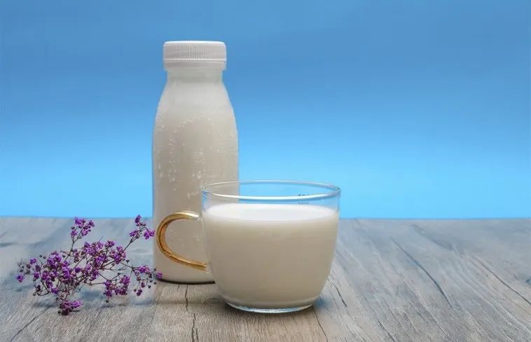 天润乳业股价跌30%市值仅剩39亿  &ldquo;新疆奶王&rdquo;为何&ldquo;走&rdquo;不出新疆
