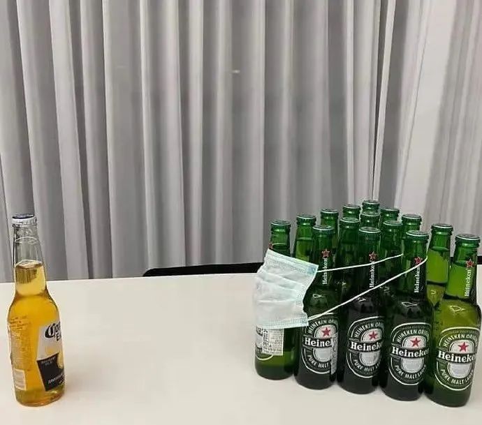 “自杀式”新品,茶颜悦色把我劝退了。。。