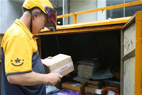 韵达崩坏,始于网点