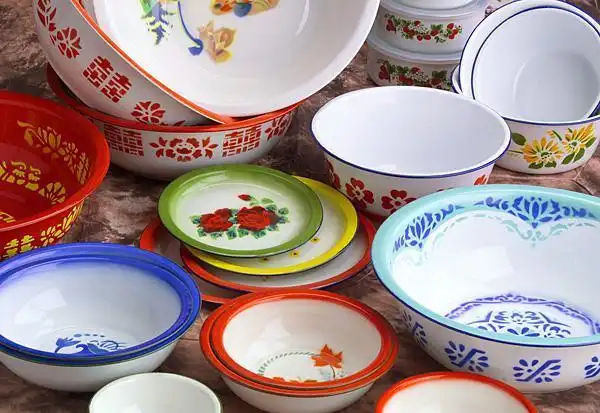20万件库存一天卖空,冬天的第一盆草莓蛋糕,带火这个“老东西”