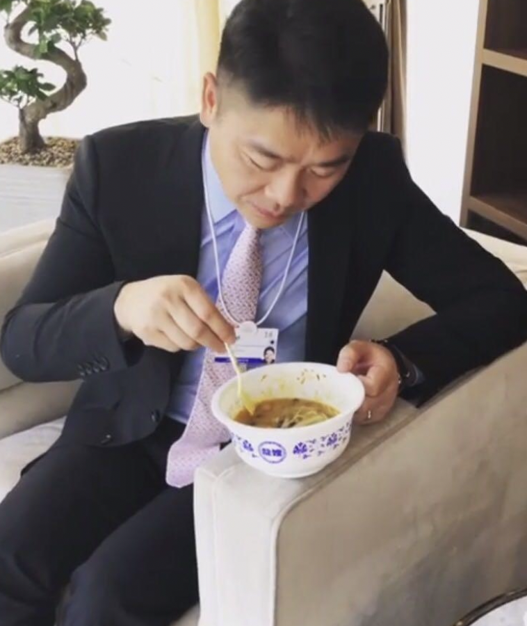 怎么看一个男人是否真有钱?全网最靠谱的答案来了。。。