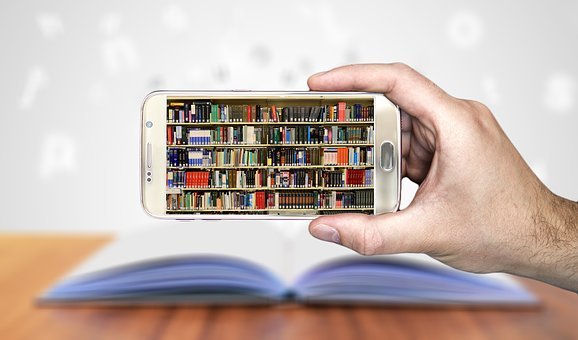 7-30-1books-3348990__340.jpg