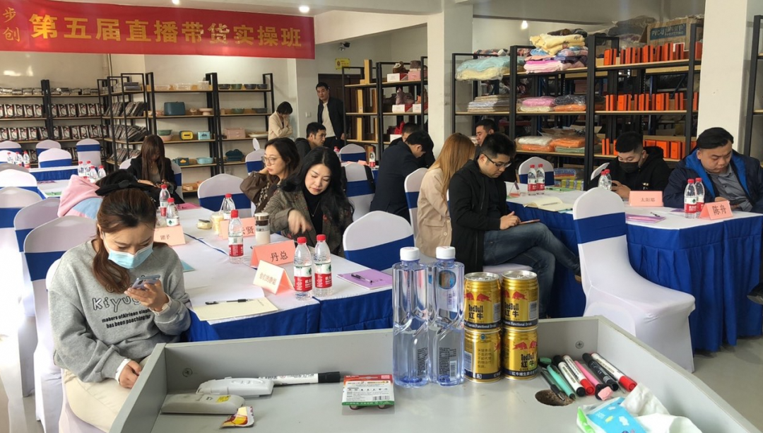 用5万元撬动4个亿，我在义乌&ldquo;追风口&rdquo;，财富暴涨8000倍