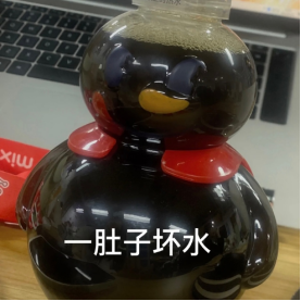 星巴克“已黑化”!好炸裂的新品营销