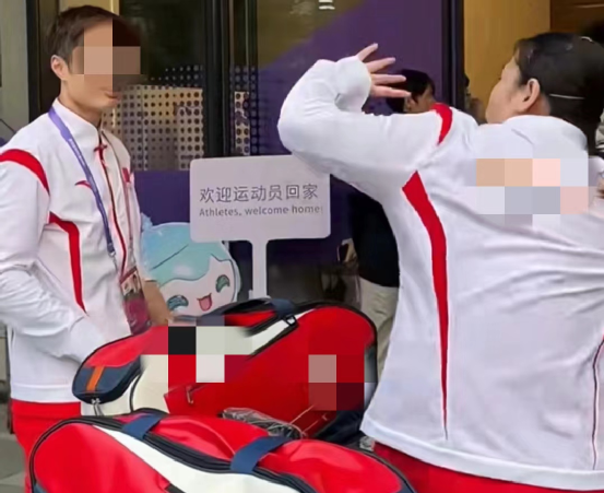 海底捞推出社恐服务，尬的e人偷偷做i