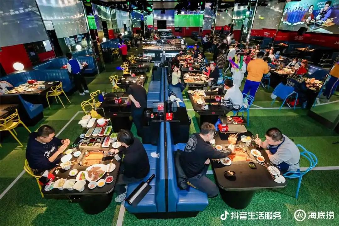 开播就破亿,海底捞凭什么成抖音带货“顶流”?|5000字拆解