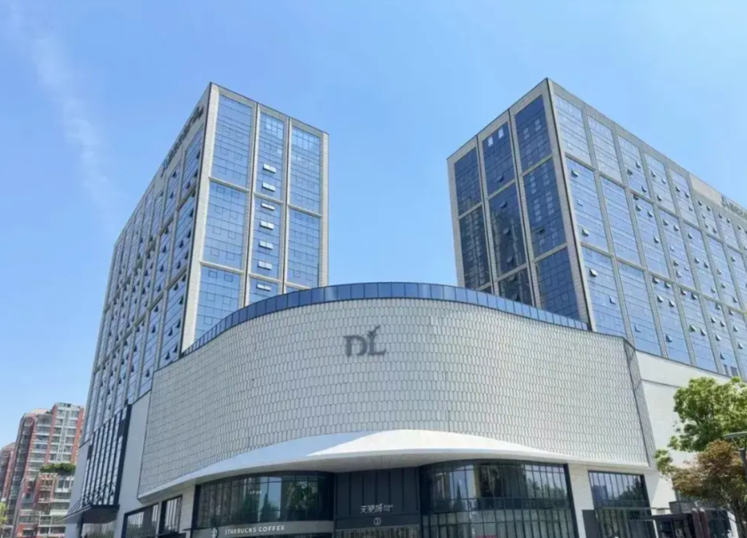 &ldquo;食言&rdquo;的于东来，应该清醒清醒了
