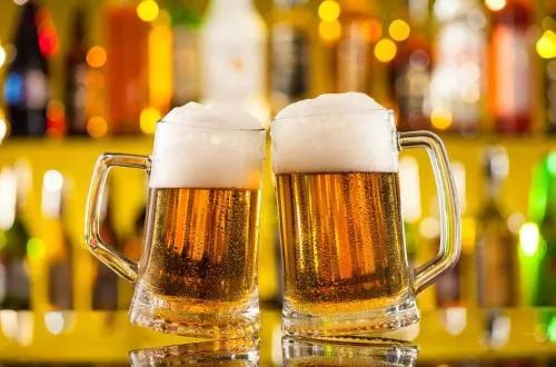 &ldquo;呕吐毒素&rdquo;风波起  哈尔滨啤酒如何平？