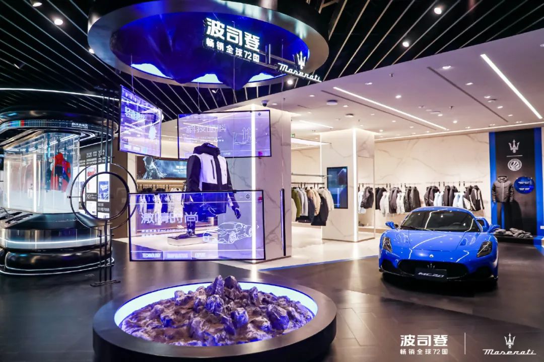 波司登“脆薯片”上热搜,加拿大鹅笑了