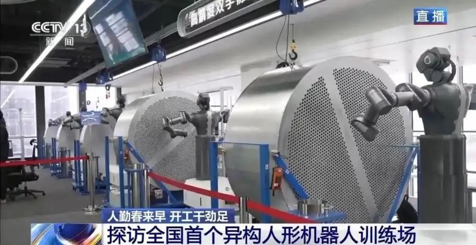 人形机器人的2025,站在量产与国产的时代路口