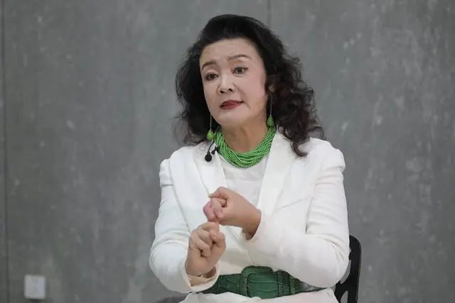 从张兰、董明珠到宗馥莉，创一代与二代不同的&ldquo;热辣滚烫&rdquo;