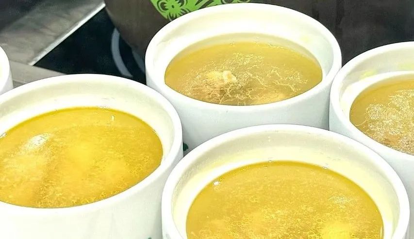 老乡鸡急着上市，原因不简单
