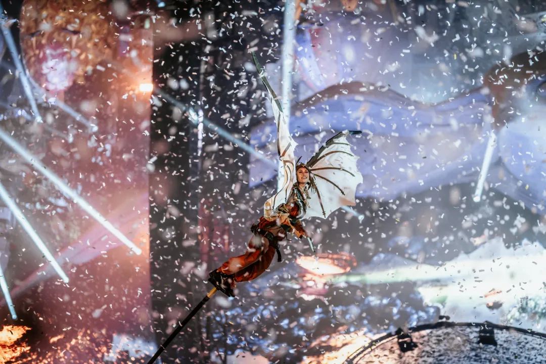 百威 x Tomorrowland,用最in的电音节撬动年轻圈层