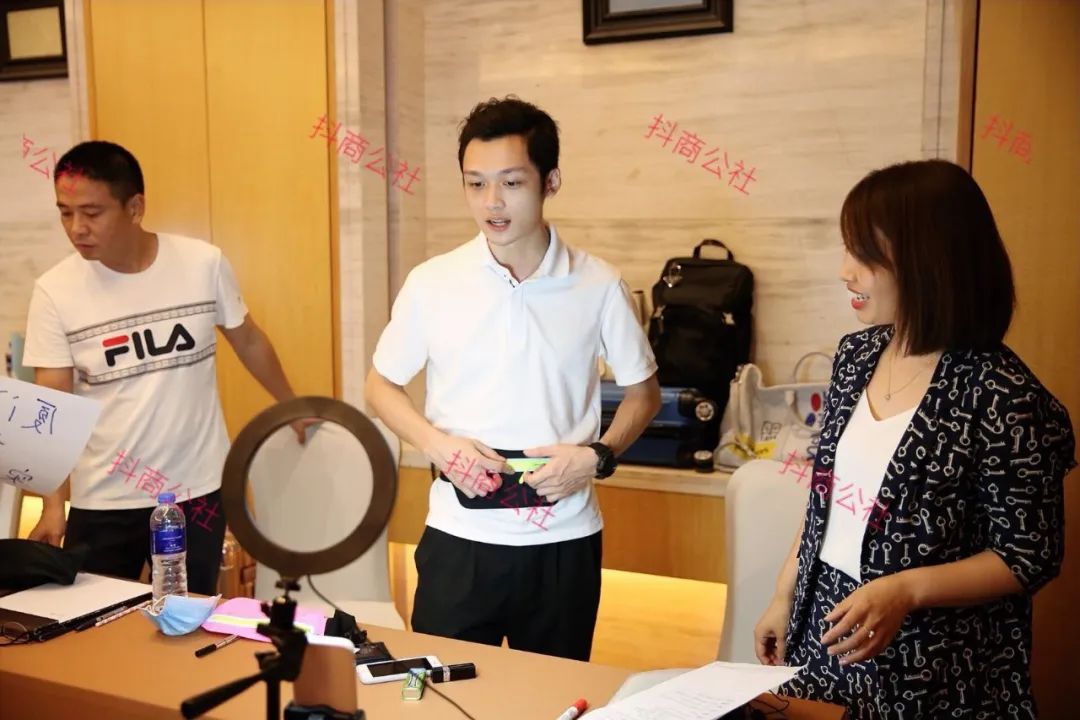微信图片_20200623213900.jpg 微信图片_20200623213900.jpg