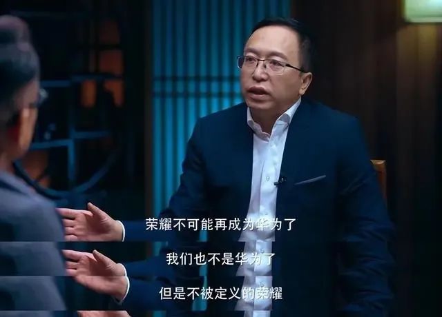 罗永浩炮轰荣耀“抄袭”背后:大厂做了跟随者