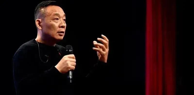 胖东来喜当&ldquo;爹&rdquo;，禁止家暴遭网友审判！