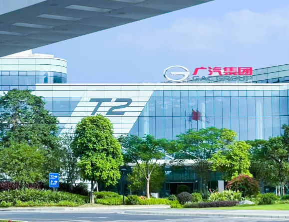 广州,2024年全年GDP增速仅2%,凉了么?车企裁员,科技行业崩盘?别慌!看懂这波“深蹲跳”,照样能拿100万年薪!