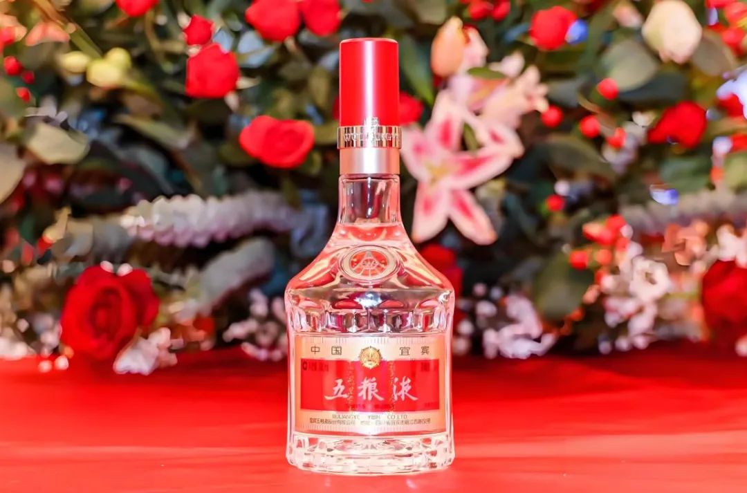 五粮液:控货挺价,饮鸩止渴