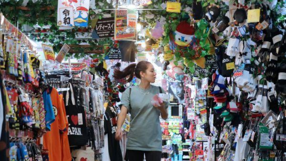 20倍胖东来,连续34年增长,日本“折扣王”靠什么魔镜?