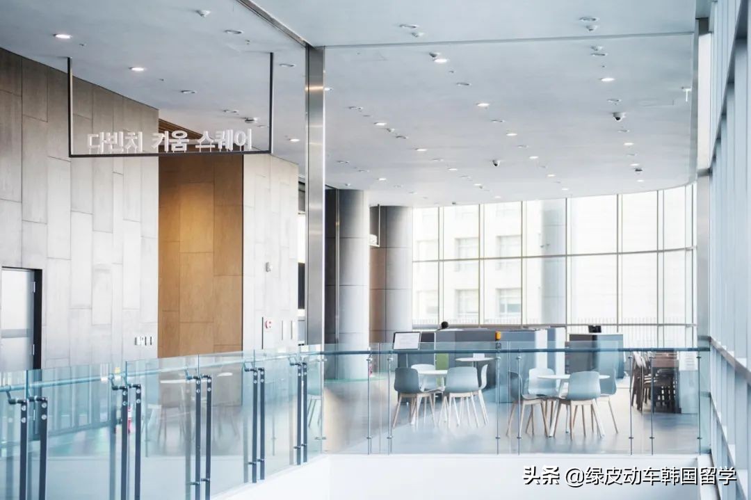 新媒体艺术是什么专业(解析中央大学新媒体艺术专业)
