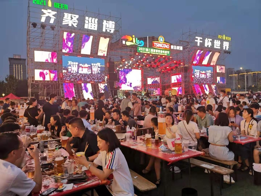 哈尔滨的“泼天富贵”,不想和冬季说再见